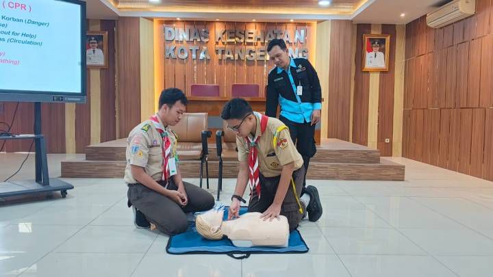Dinkes Kota Tangerang Bekali Pelajar dengan DAGUSIBU dan BHD, Siapkan Generasi Penyelamat