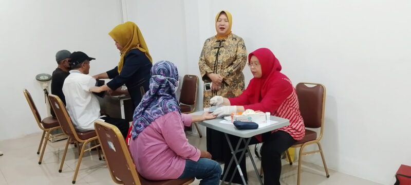 Peringati HUT ke-33, RS Bunda Sejati Berbagi Kebaikan Lewat Bakti Sosial Kesehatan