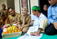 Bupati Serang Ratu Zakiyah Puji Kegigihan Nurhidayat Meski Keterbatasan Fisik