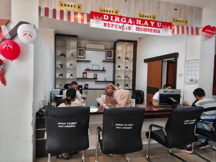 Kecamatan Cibodas Permudah Layanan Administrasi Lewat One Day Service KTP-el