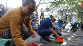 Jelang HUT RI, Pemkot Tangerang Gelar Aksi Bersih Kota dan Pembagian Bendera