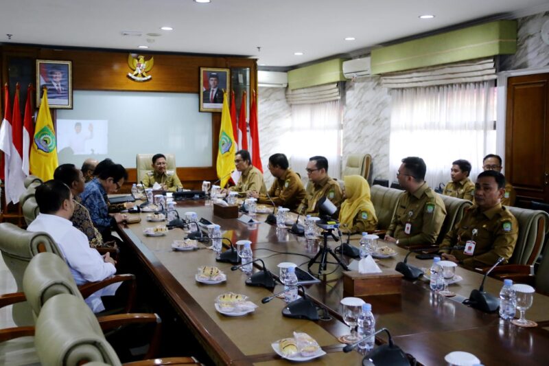 Wali Kota Tangerang Terima Tim Uji Petik dari Kementerian